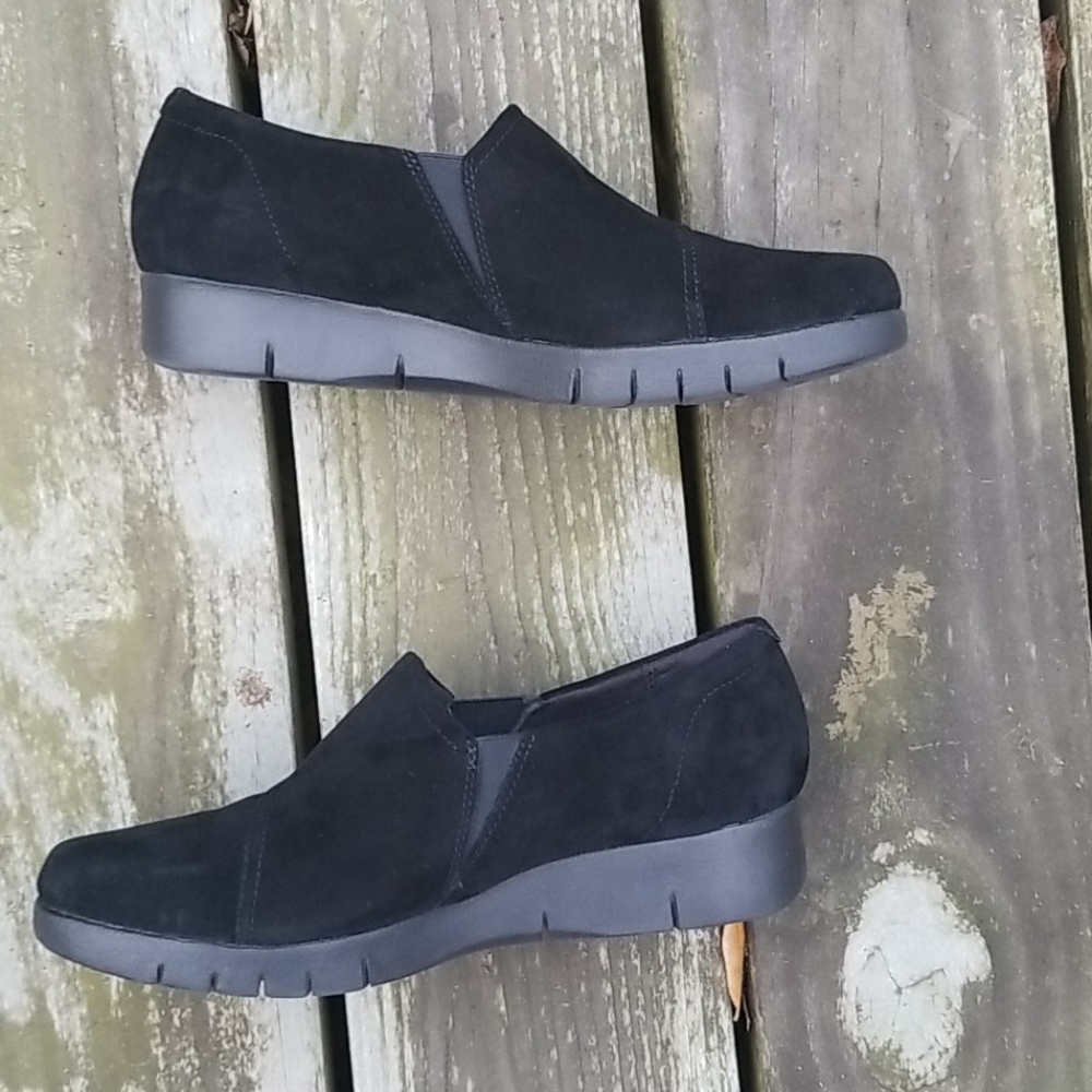Clarks black wedge